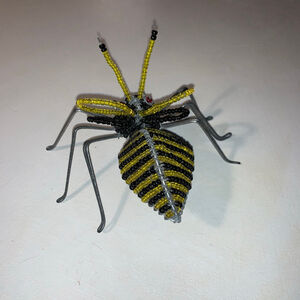 Unbranded Beaded Wire Bee Sculpture One Size Yellow Black